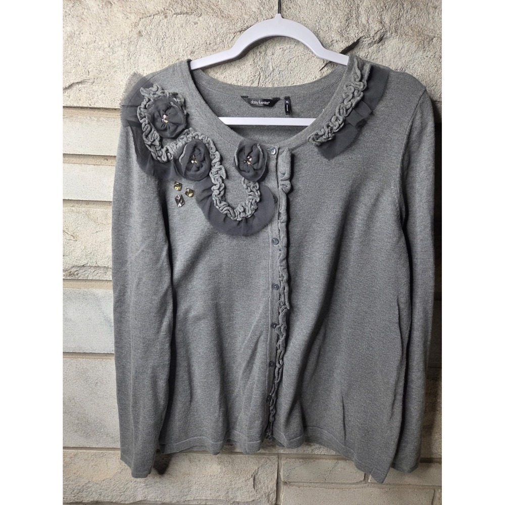 Daisy Fuentes Gray Floral Applique Rhinestone Button Front Cardigan‎ Sweater XL